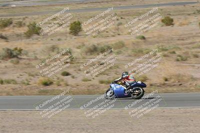 media/Apr-20-2025-AHRMA (Sun) [[393a79c373]]/Race/Group 11 early race/Turn 4b/